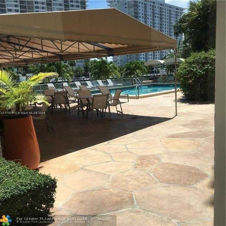 Small Image of 220 KINGS POINT DR #512, Sunny Isles Beach Number 30