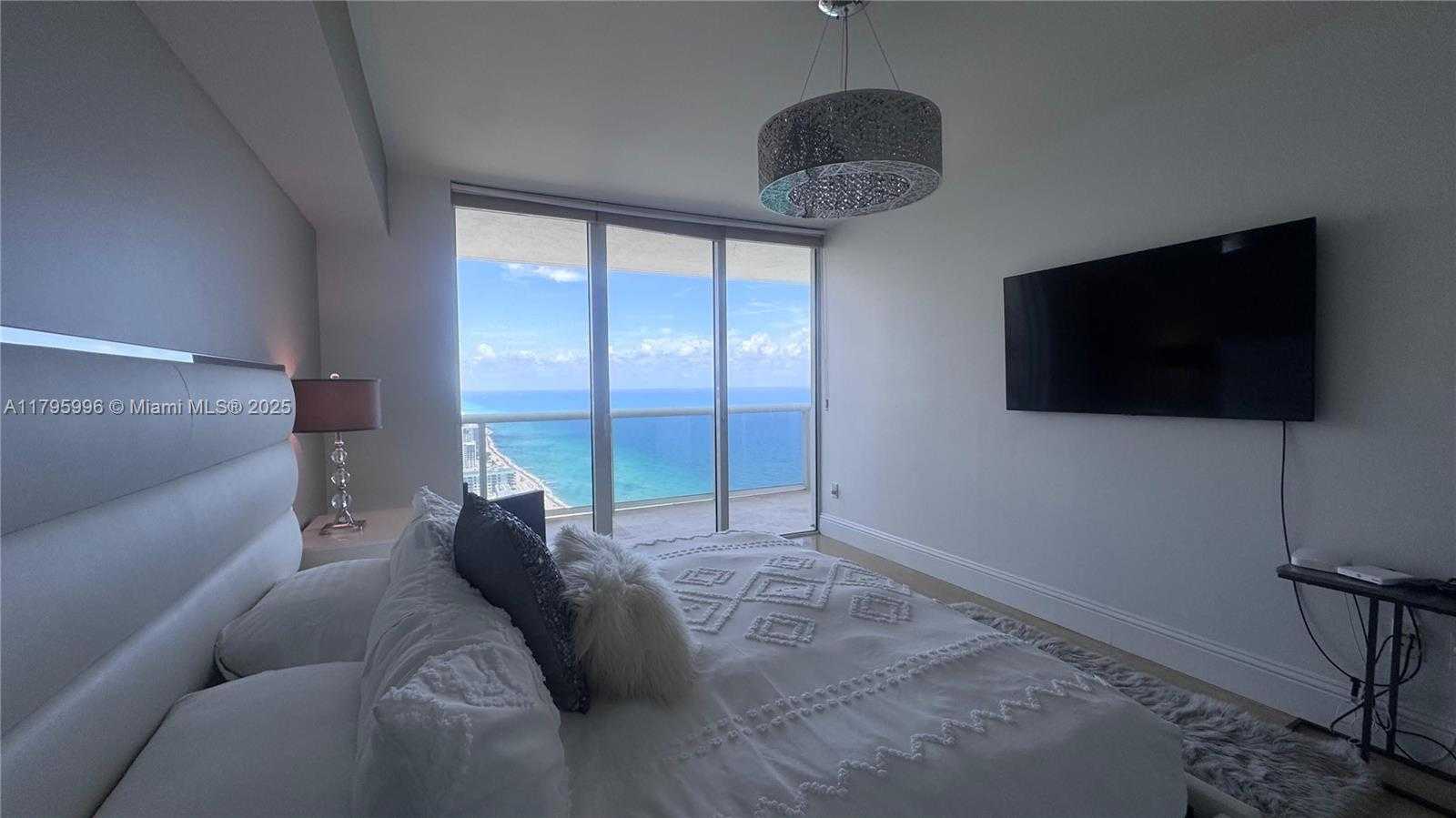 Small Image of 1830 SOUTH OCEAN DR( AVAIL ASAP ) #4411, Hallandale Beach Number 22