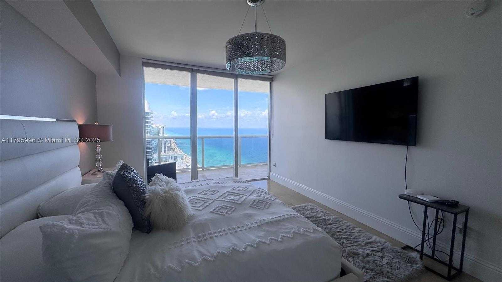 Small Image of 1830 SOUTH OCEAN DR( AVAIL ASAP ) #4411, Hallandale Beach Number 23