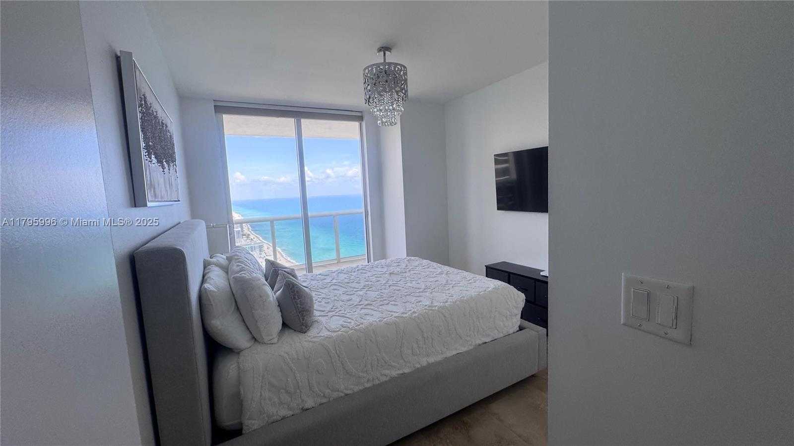 Small Image of 1830 SOUTH OCEAN DR( AVAIL ASAP ) #4411, Hallandale Beach Number 25