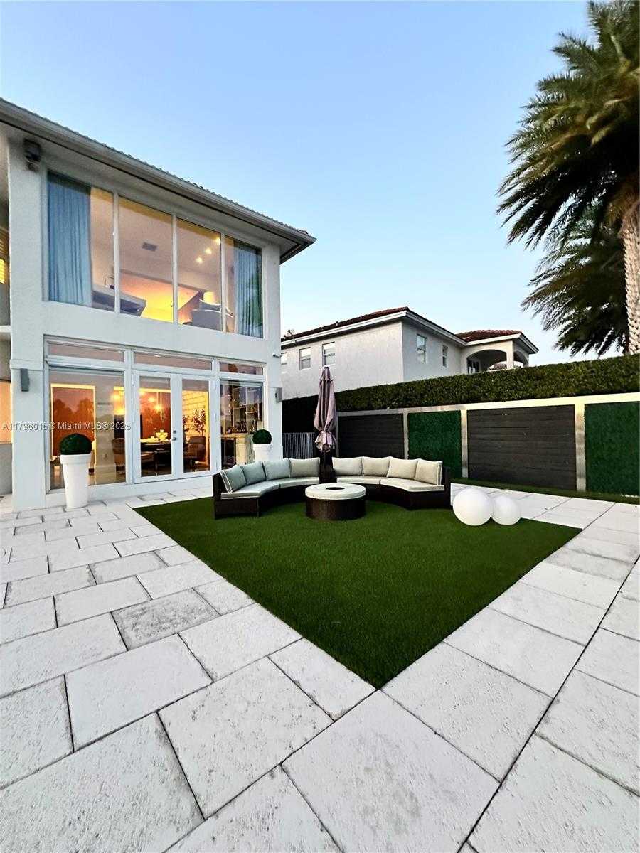 Small Image of 6801 NORTH WEST 113TH CT, Doral Number 10