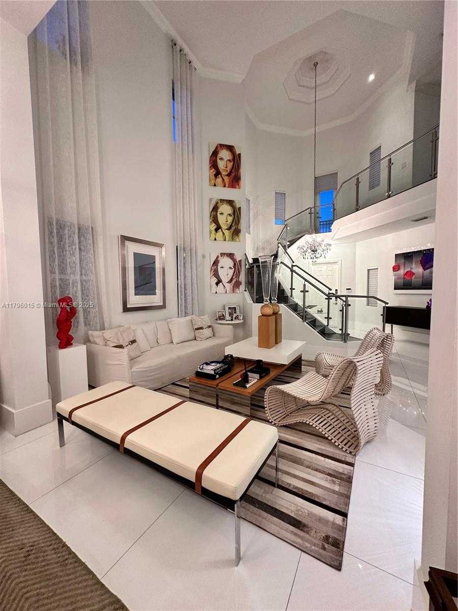Small Image of 6801 NORTH WEST 113TH CT, Doral Number 18
