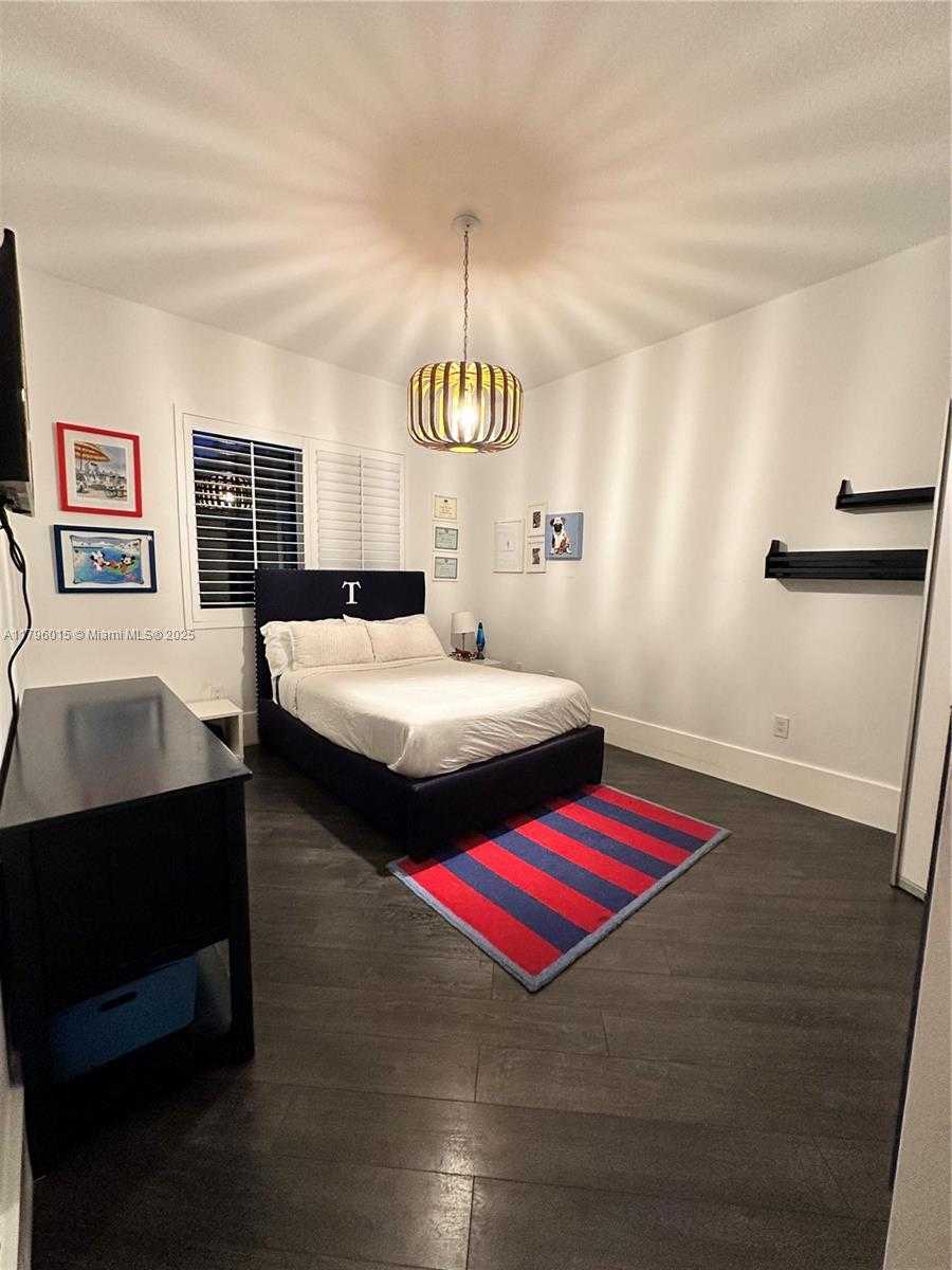 Small Image of 6801 NORTH WEST 113TH CT, Doral Number 39