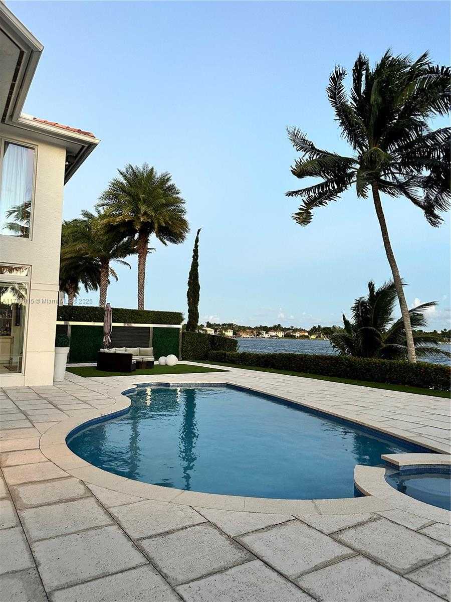 Small Image of 6801 NORTH WEST 113TH CT, Doral Number 7