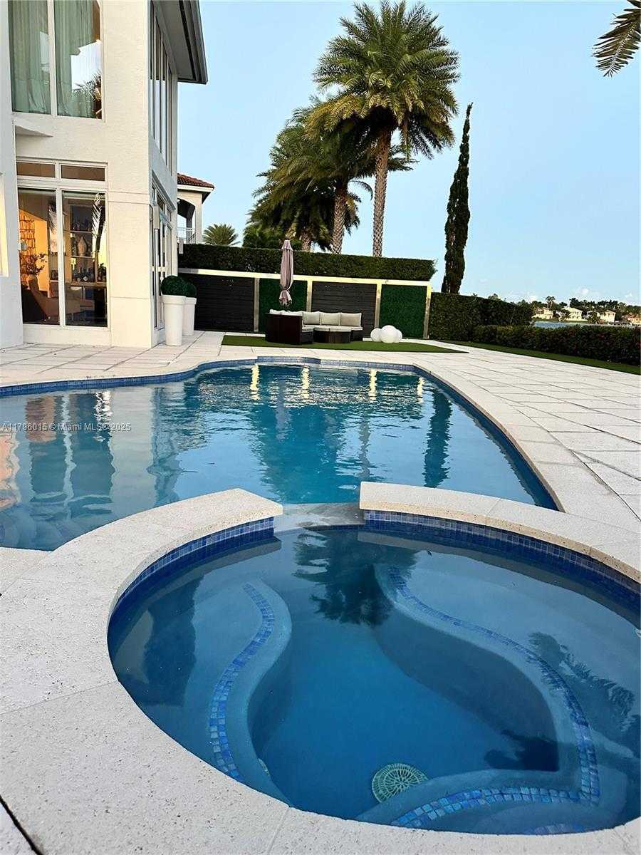 Small Image of 6801 NORTH WEST 113TH CT, Doral Number 8