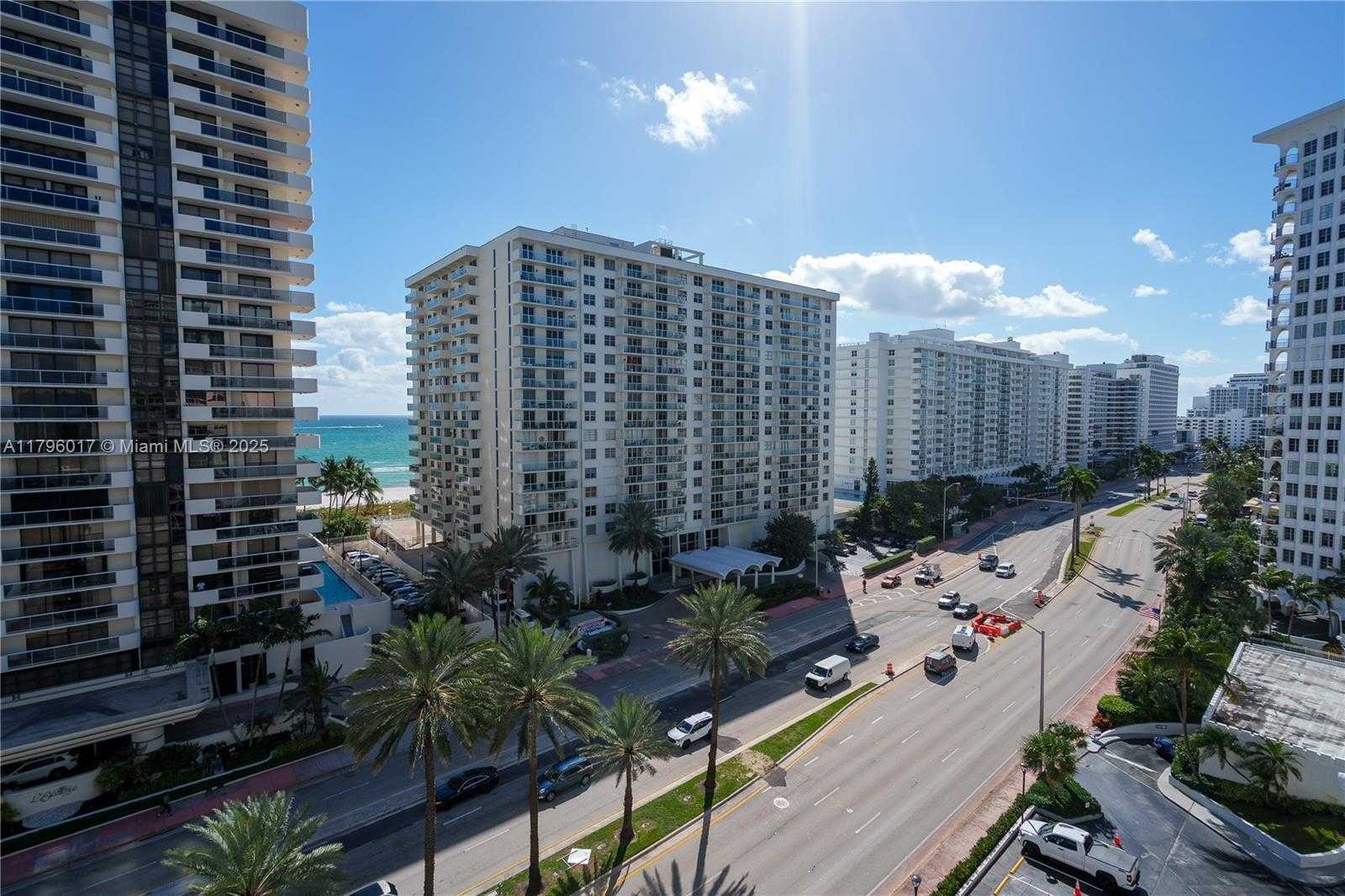 Small Image of 5700 COLLINS AVE #10M, Miami Beach Number 5