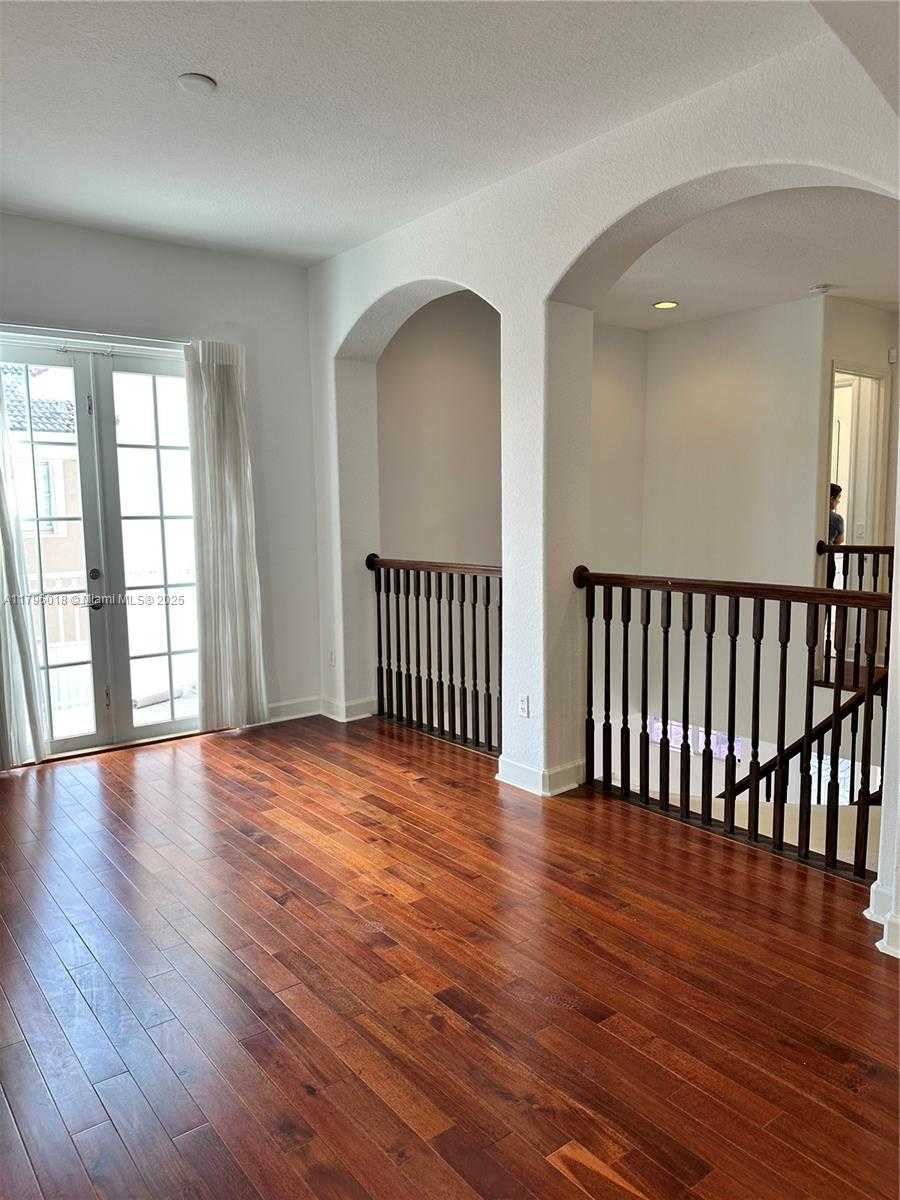 Small Image of 11388 NORTH WEST 68TH ST, Doral Number 15
