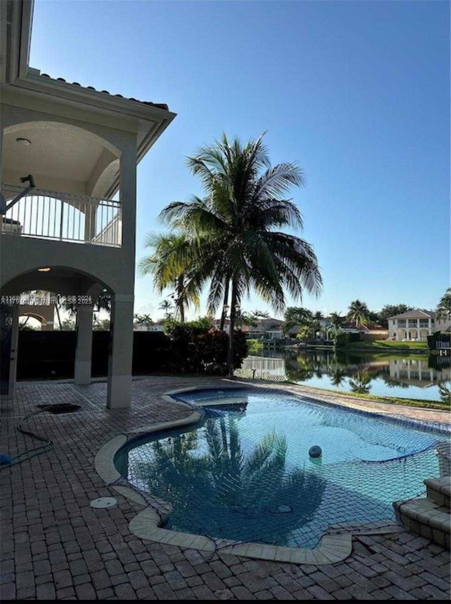 Small Image of 11388 NORTH WEST 68TH ST, Doral Number 20