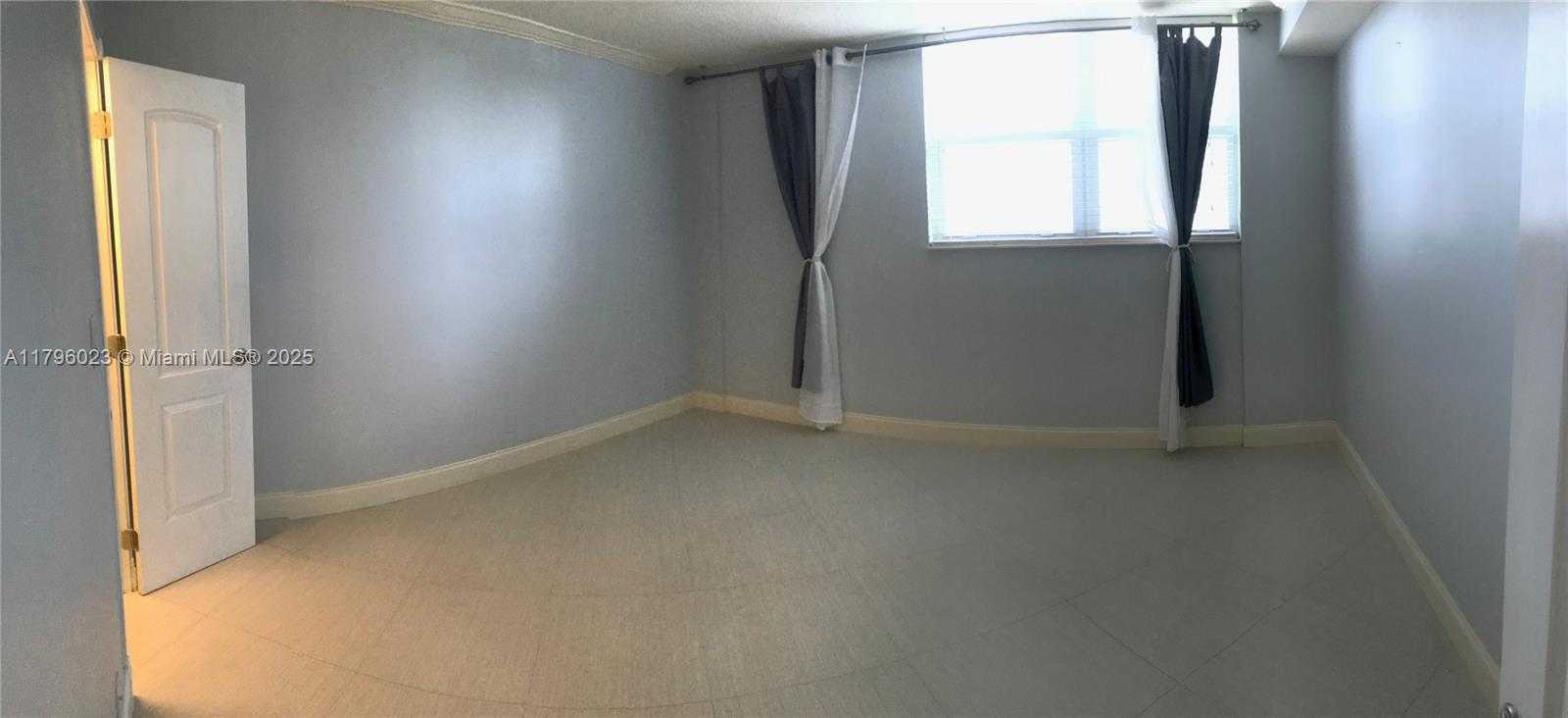 Small Image of 3001 SOUTH OCEAN DR #317, Hollywood Number 15