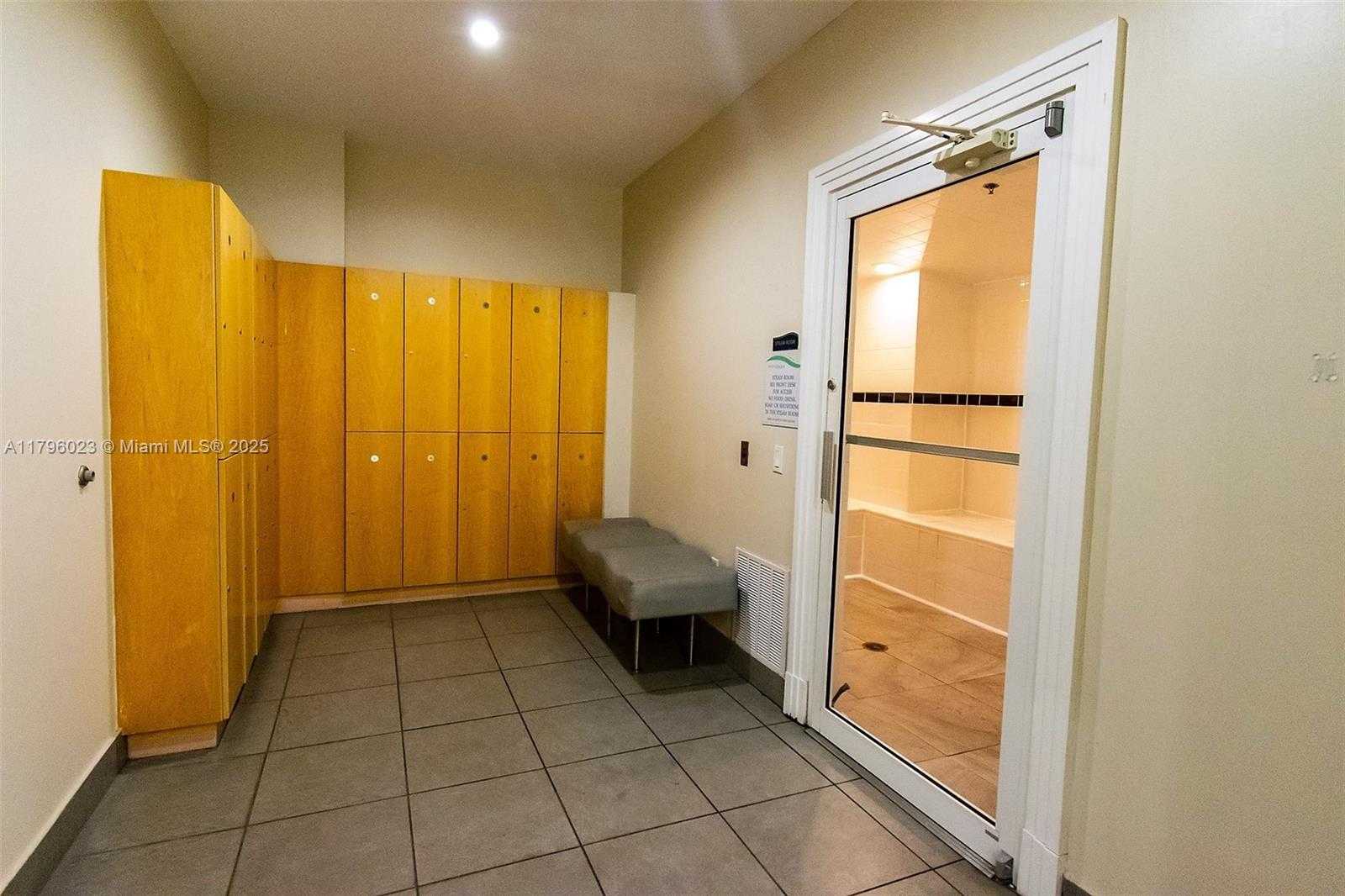 Small Image of 3001 SOUTH OCEAN DR #317, Hollywood Number 24