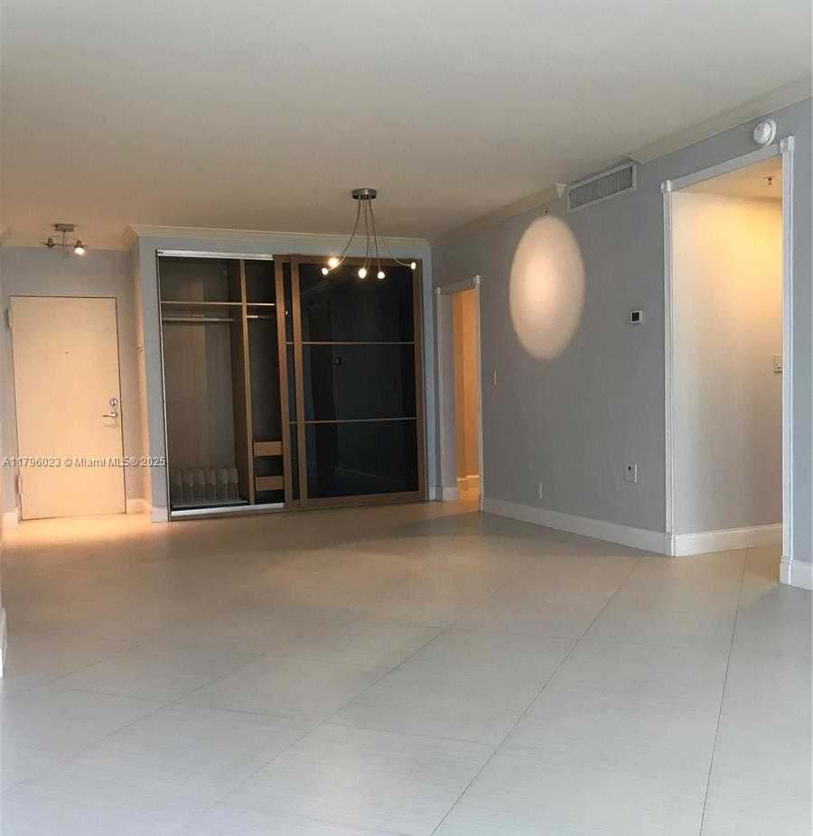 Small Image of 3001 SOUTH OCEAN DR #317, Hollywood Number 7