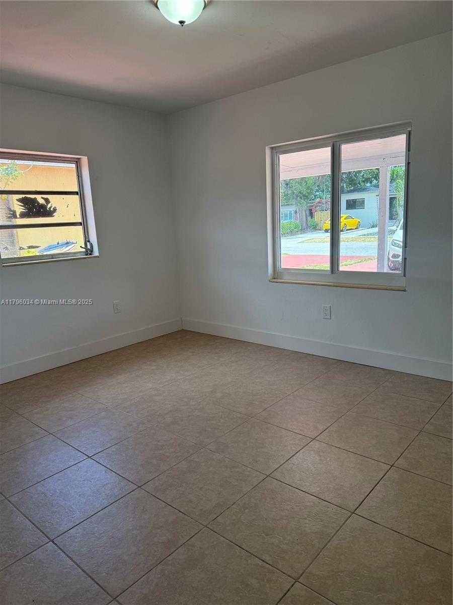 Small Image of 6473 SOUTH WEST 25TH ST, Miami Number 17