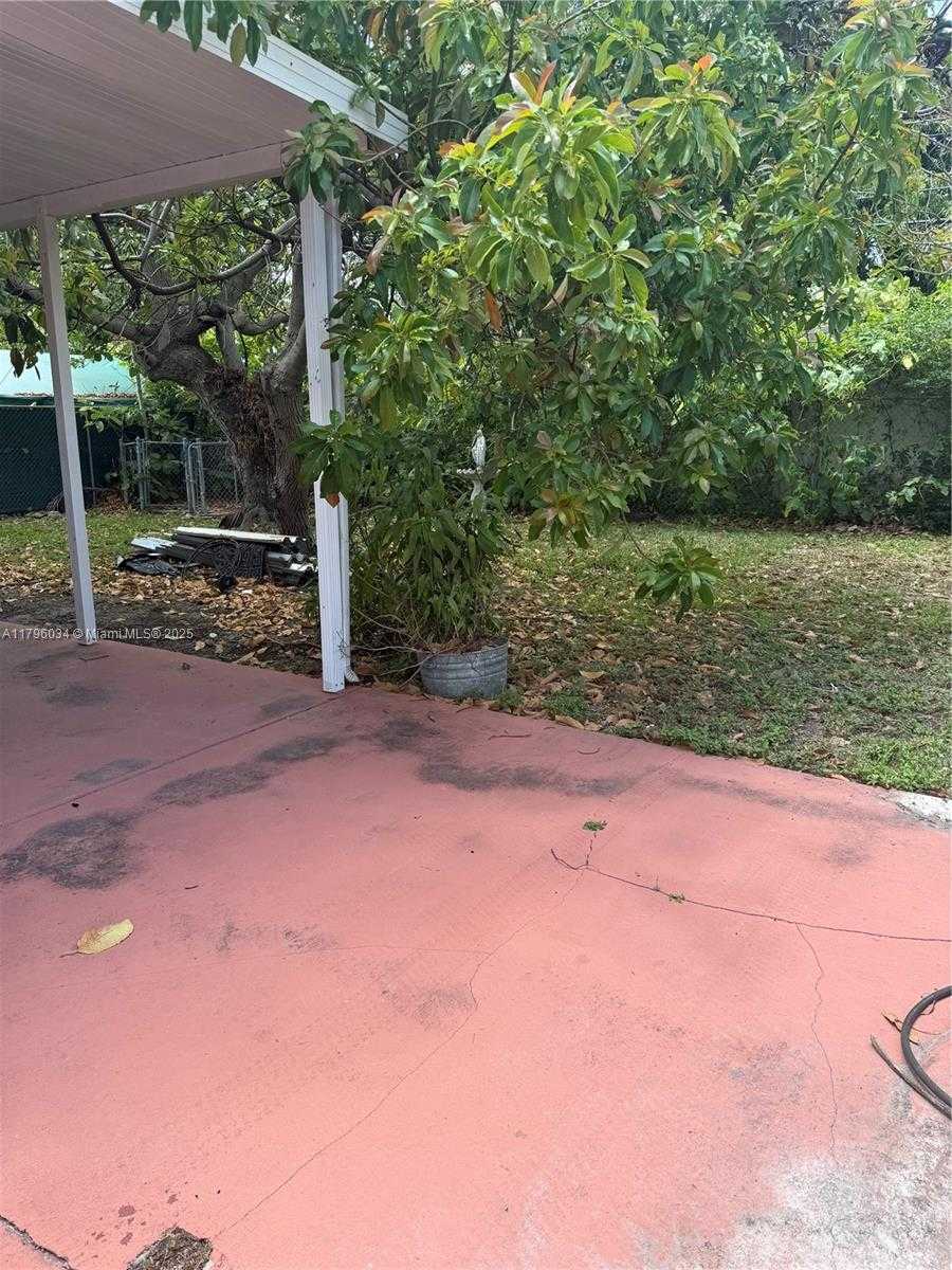 Small Image of 6473 SOUTH WEST 25TH ST, Miami Number 20