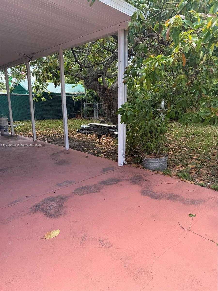 Small Image of 6473 SOUTH WEST 25TH ST, Miami Number 21