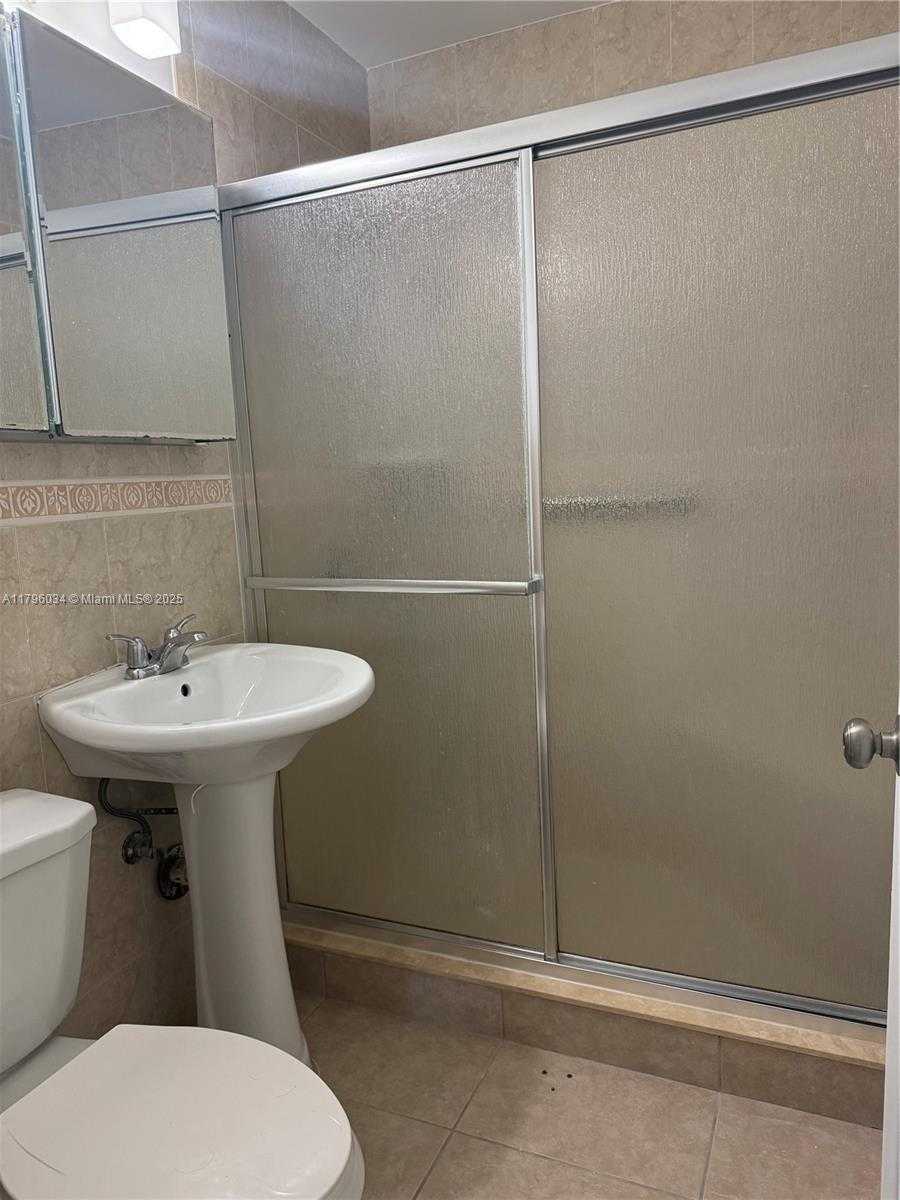Small Image of 6473 SOUTH WEST 25TH ST, Miami Number 9
