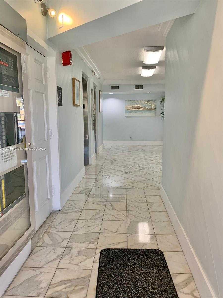 Small Image of 2020 NORTH EAST 135TH ST #409, North Miami Number 21
