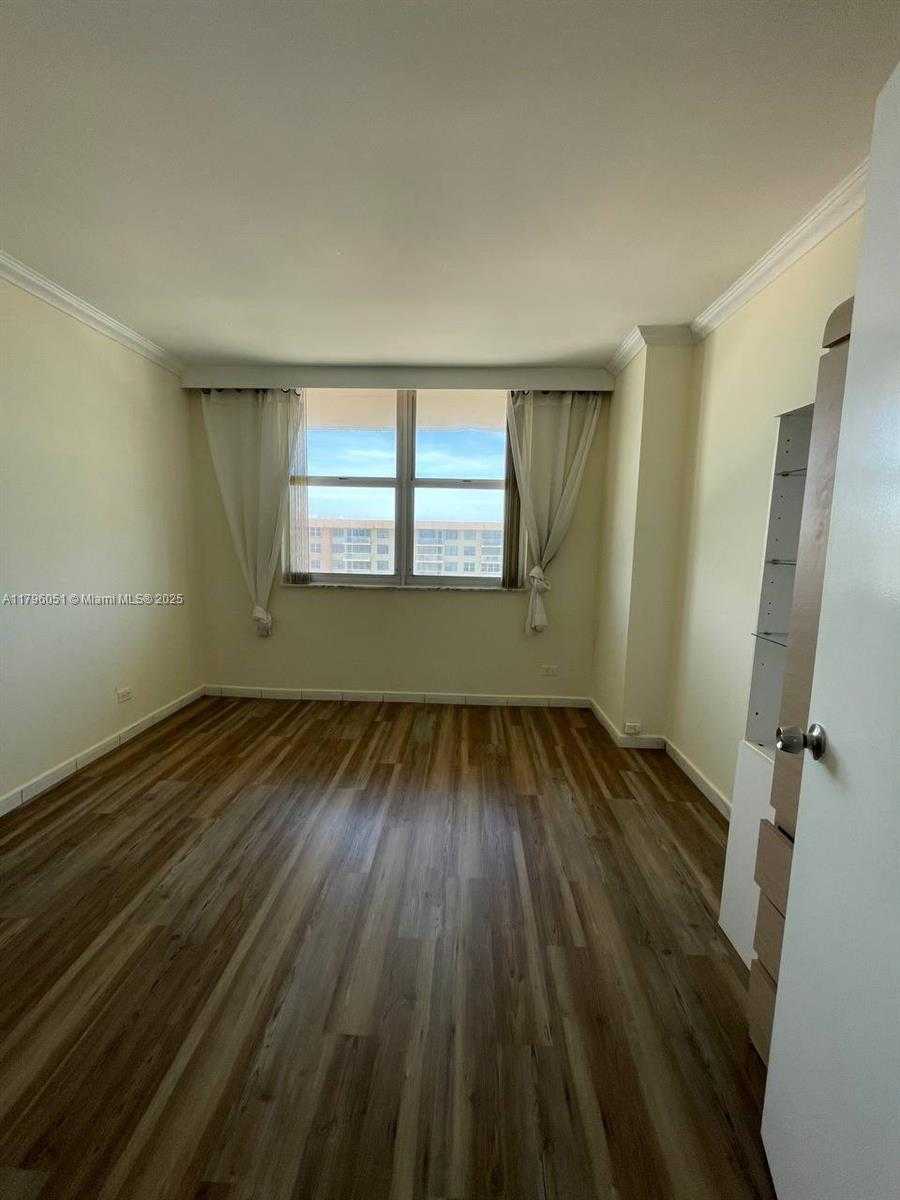 Small Image of 250 174TH ST #2308, Sunny Isles Beach Number 24