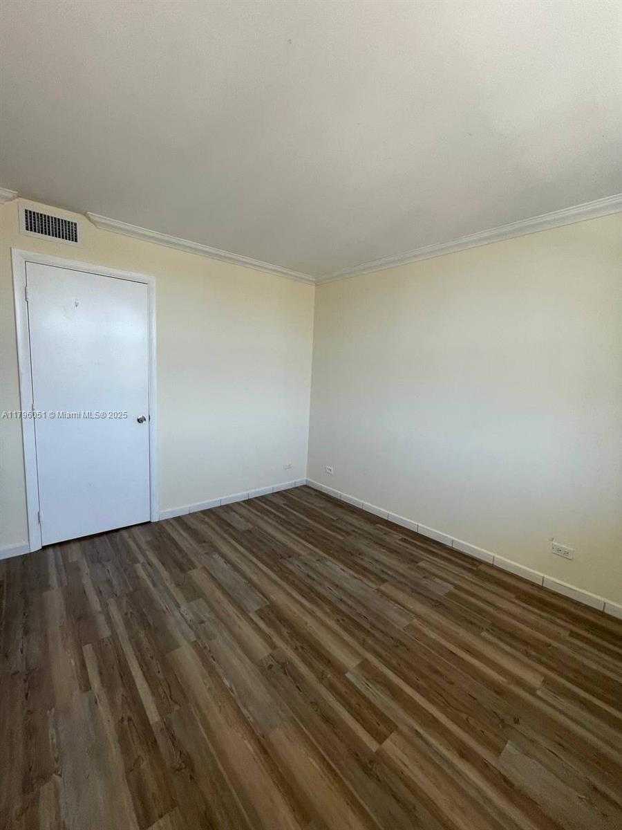 Small Image of 250 174TH ST #2308, Sunny Isles Beach Number 28