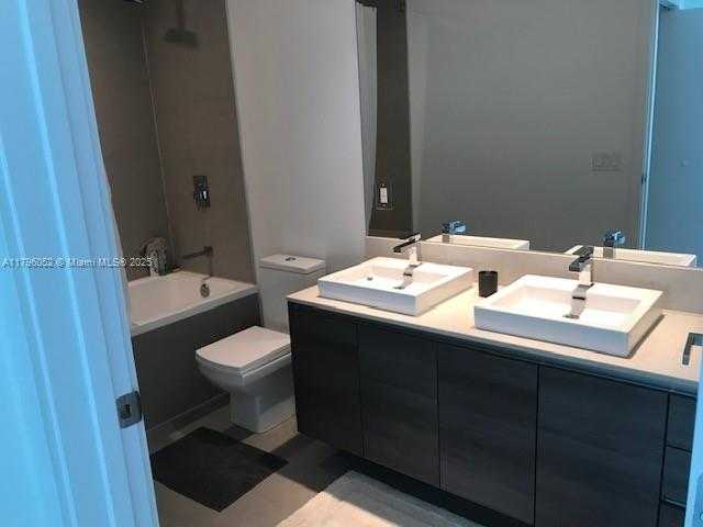 Small Image of 1080 BRICKELL AVE #2707, Miami Number 3