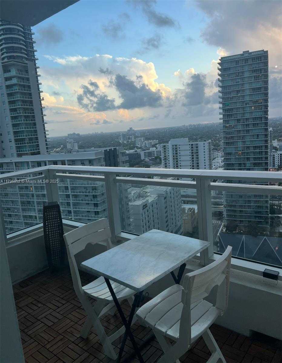 Small Image of 1080 BRICKELL AVE #2707, Miami Number 6