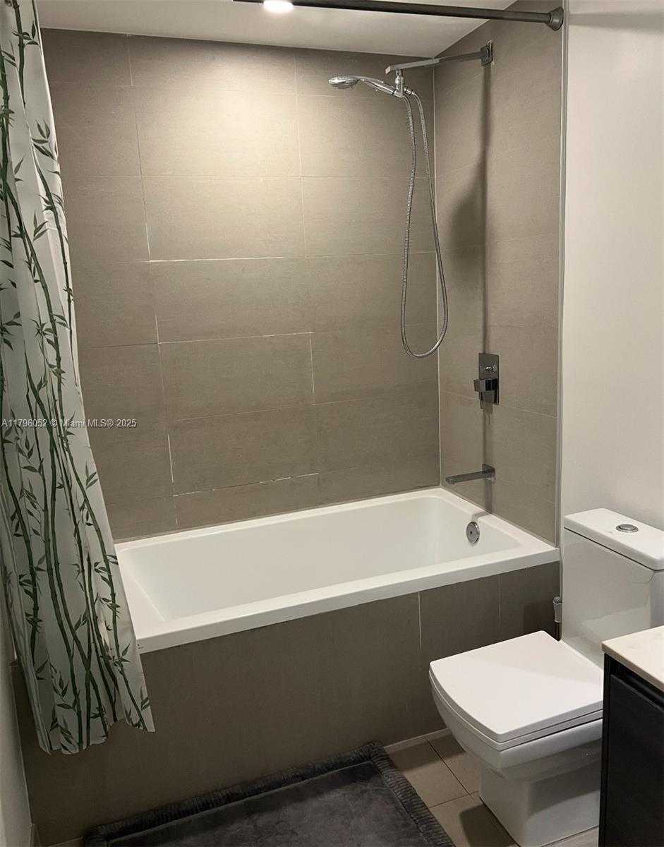 Small Image of 1080 BRICKELL AVE #2707, Miami Number 8