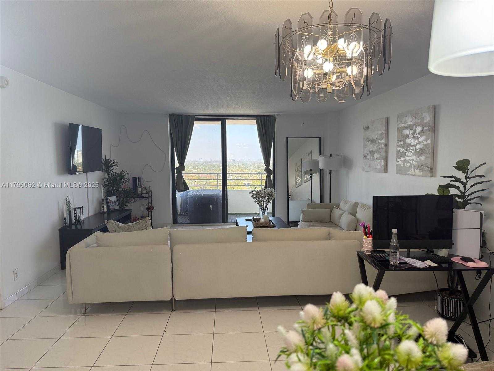 Small Image of 2500 PARKVIEW DR #1908, Hallandale Beach Number 9