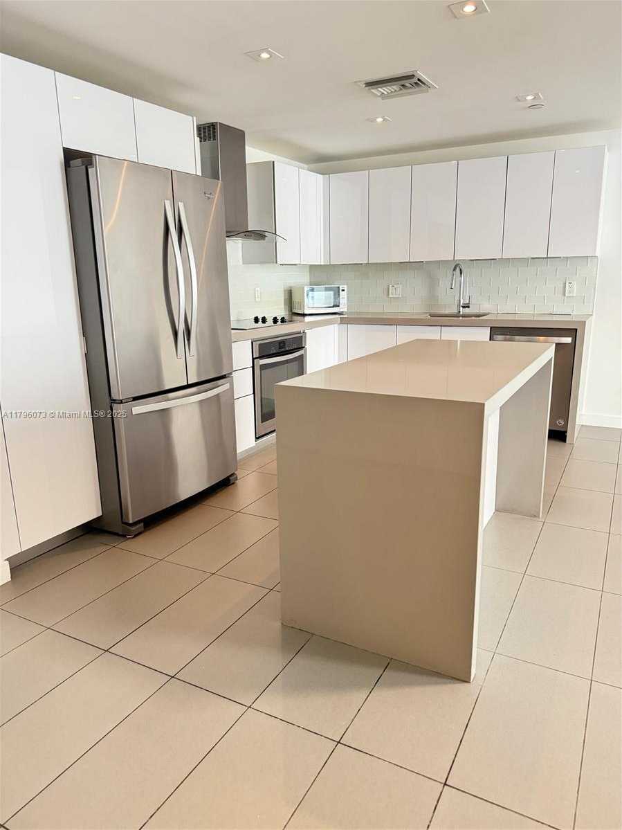 Small Image of 1600 NORTH EAST 1ST AVE #1118, Miami Number 4