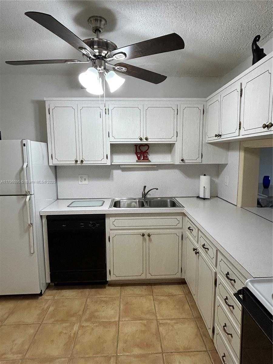 Small Image of 215 SOUTH EAST 3RD AVE #206C, Hallandale Beach Number 14