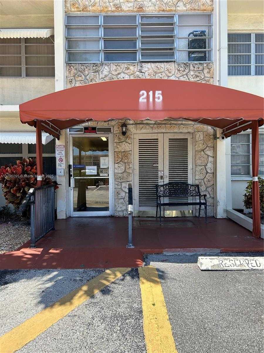 Small Image of 215 SOUTH EAST 3RD AVE #206C, Hallandale Beach Number 2