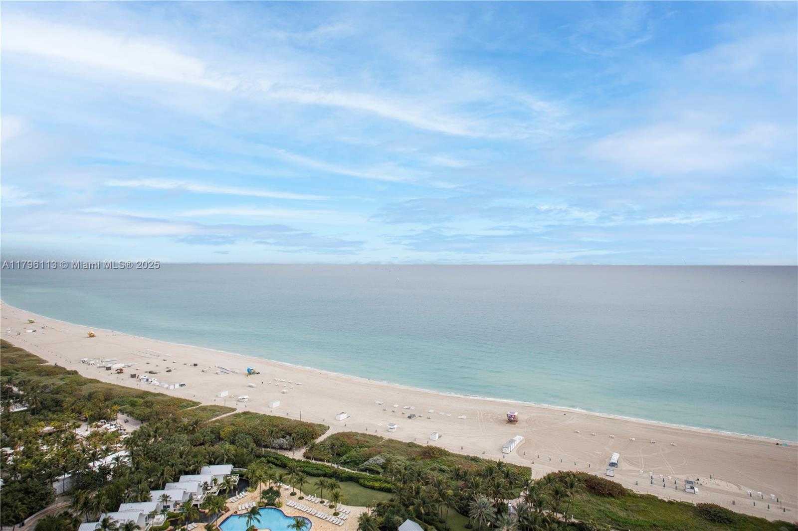 Small Image of 100 SOUTH POINTE DR #2508, Miami Beach Number 13