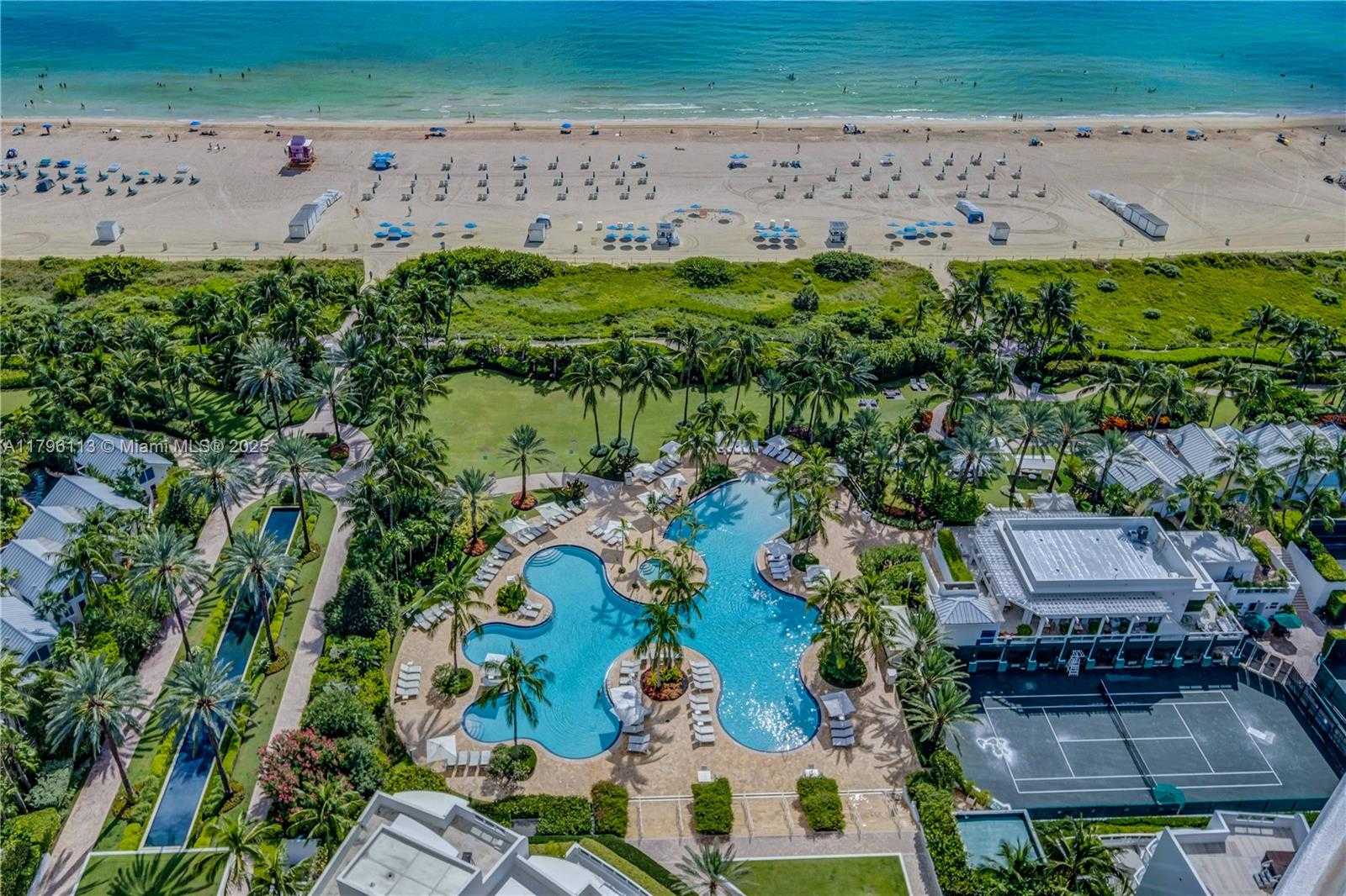 Small Image of 100 SOUTH POINTE DR #2508, Miami Beach Number 21