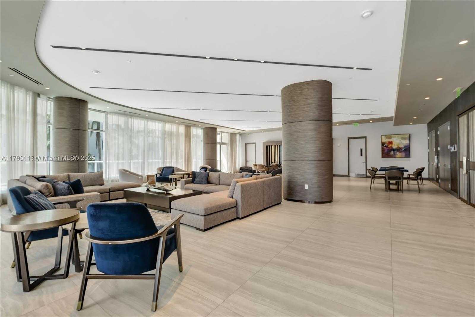 Small Image of 100 SOUTH POINTE DR #2508, Miami Beach Number 28