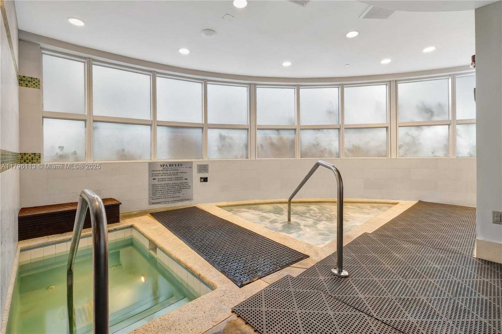 Small Image of 100 SOUTH POINTE DR #2508, Miami Beach Number 43
