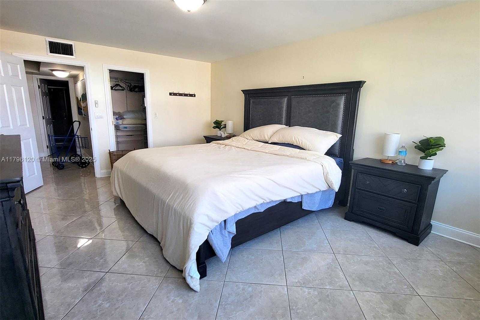 Small Image of 2101 SOUTH OCEAN DR #606, Hollywood Number 18