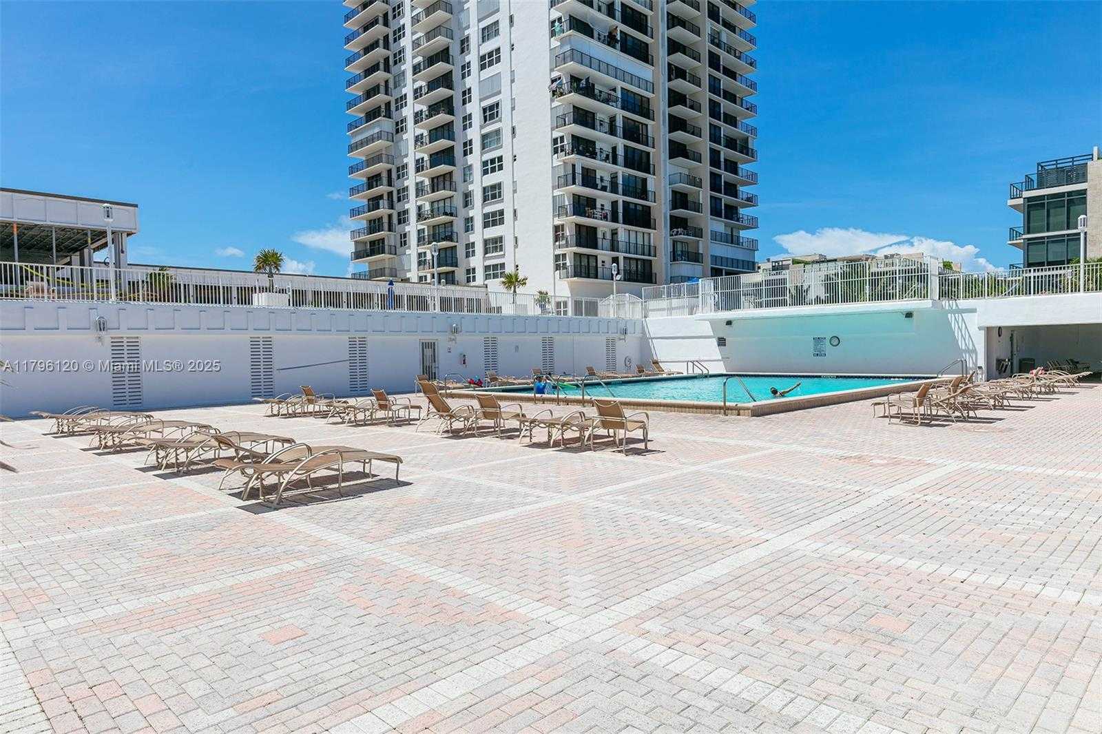 Small Image of 2101 SOUTH OCEAN DR #606, Hollywood Number 26