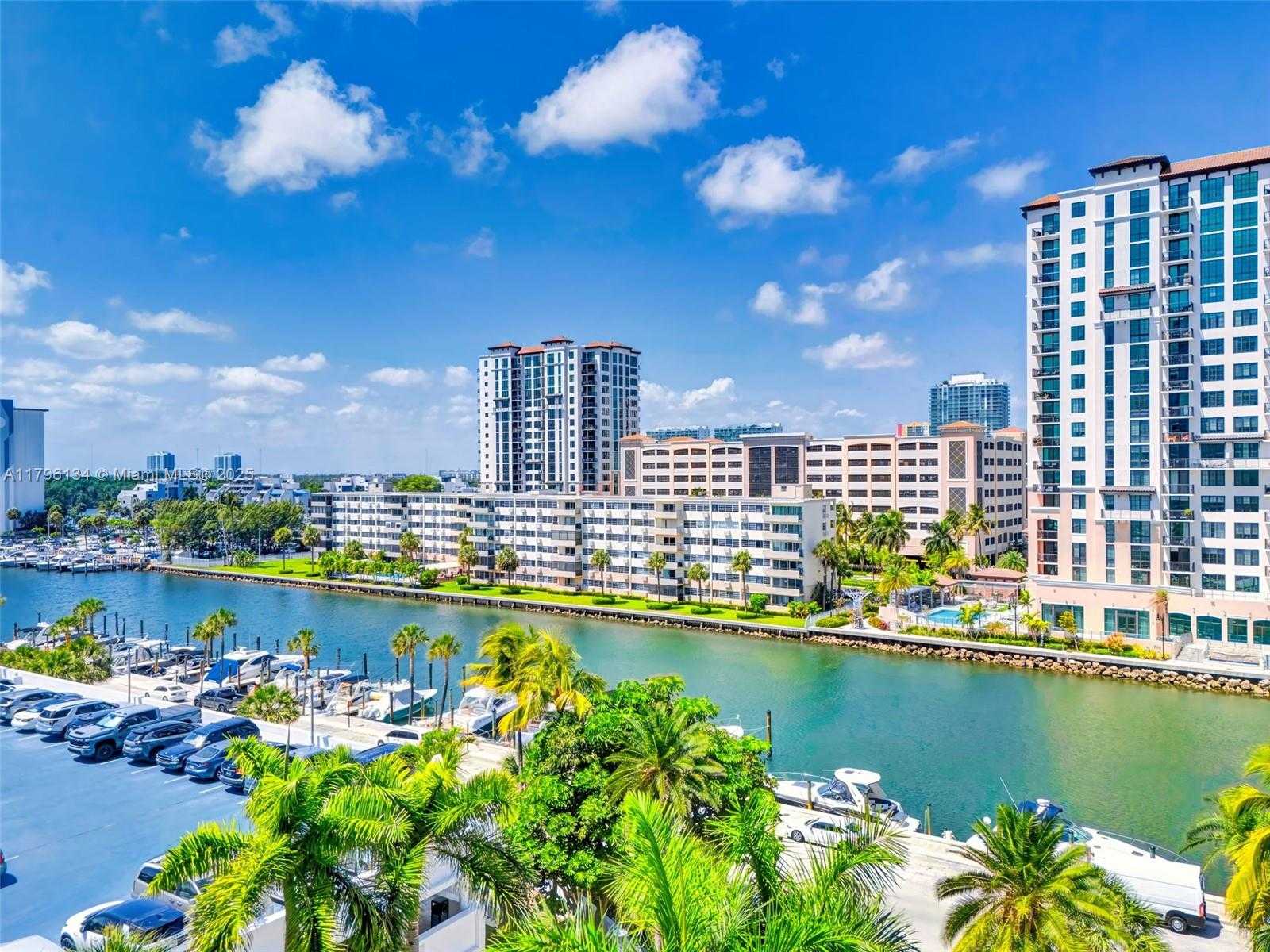 Small Image of 300 BAYVIEW DR #508, Sunny Isles Beach Number 11