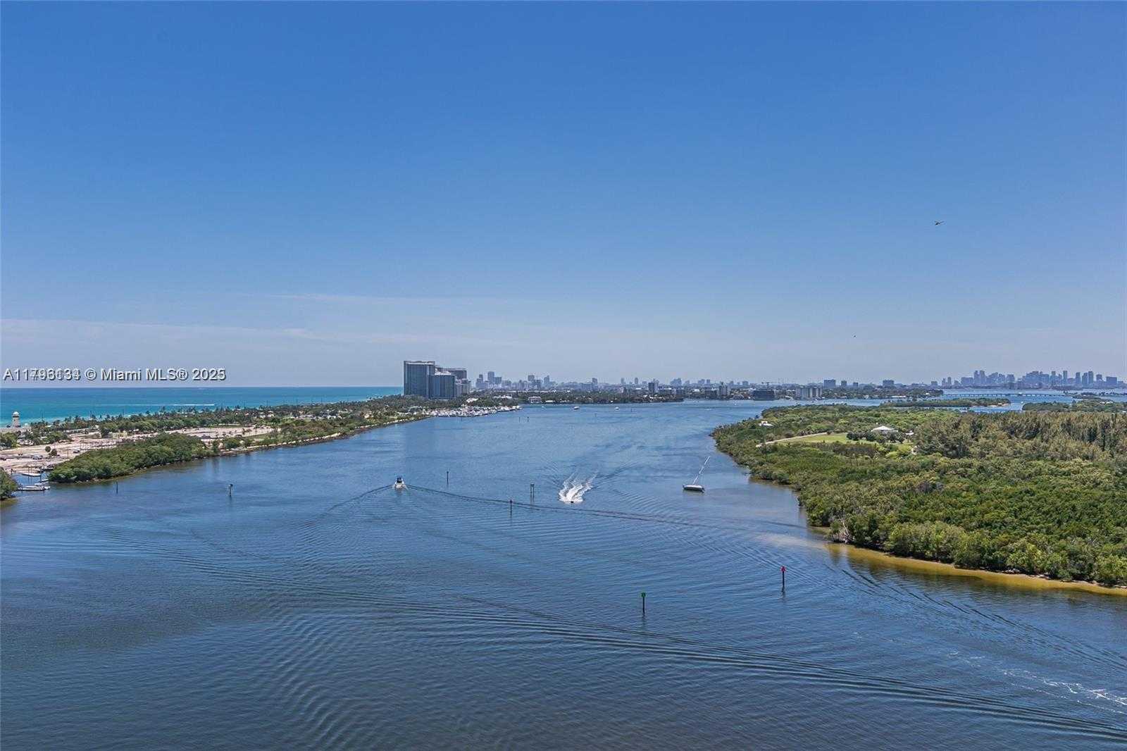 Small Image of 300 BAYVIEW DR #508, Sunny Isles Beach Number 13