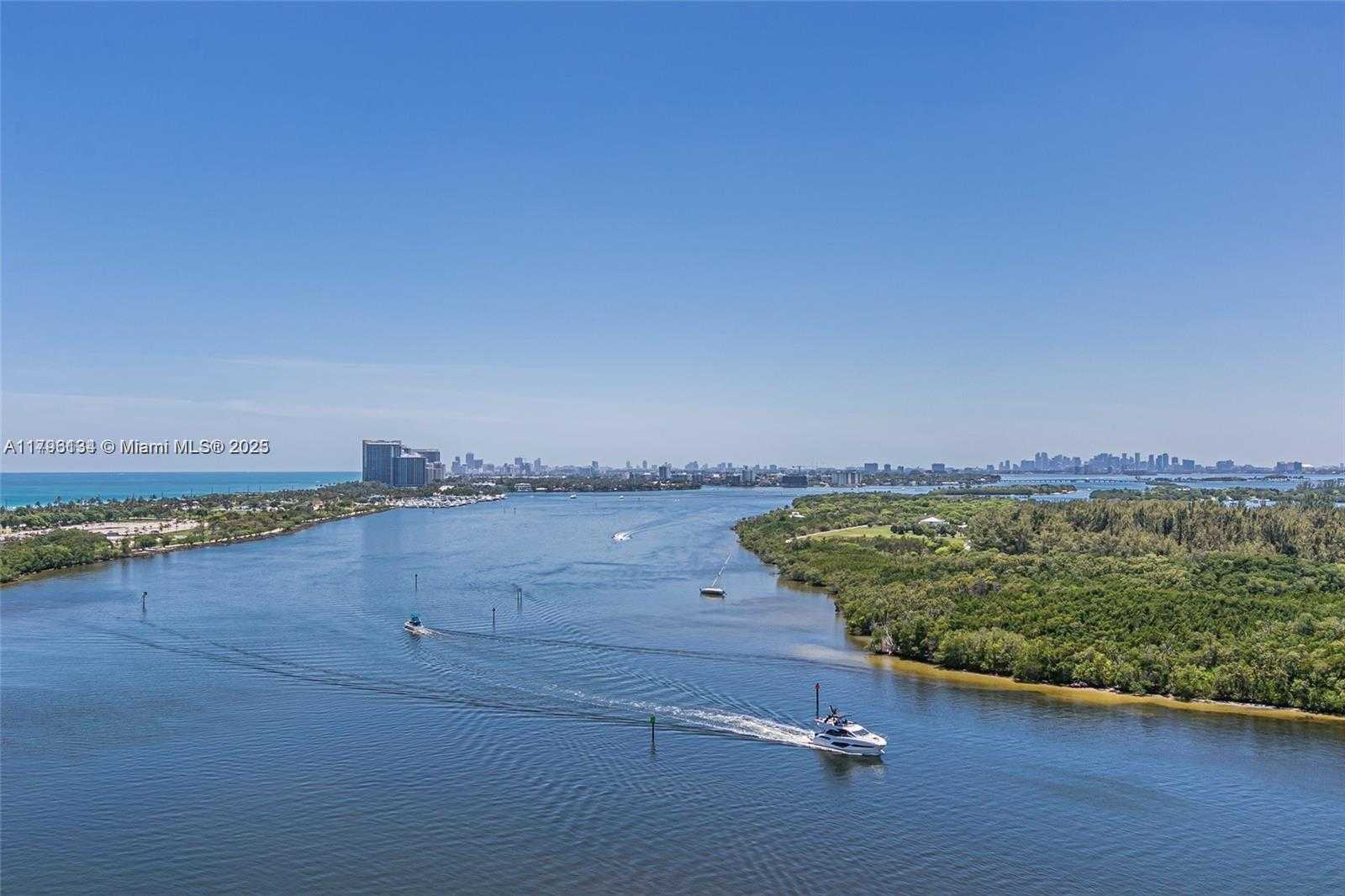 Small Image of 300 BAYVIEW DR #508, Sunny Isles Beach Number 20