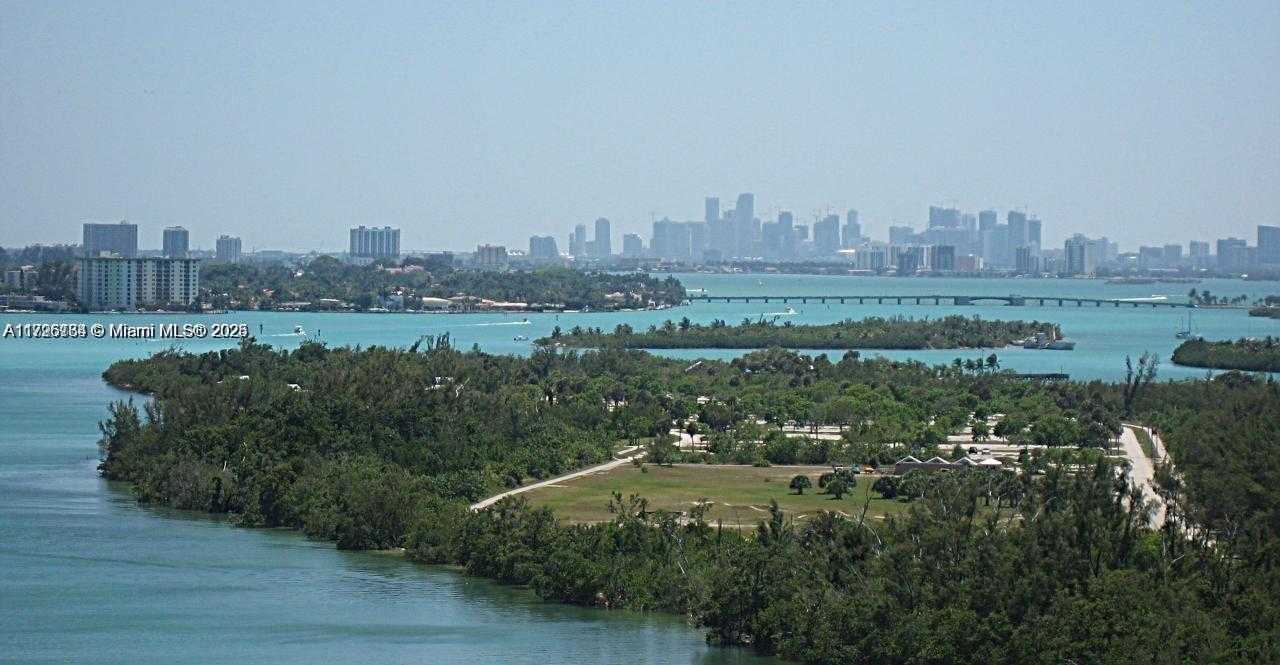 Small Image of 300 BAYVIEW DR #508, Sunny Isles Beach Number 24