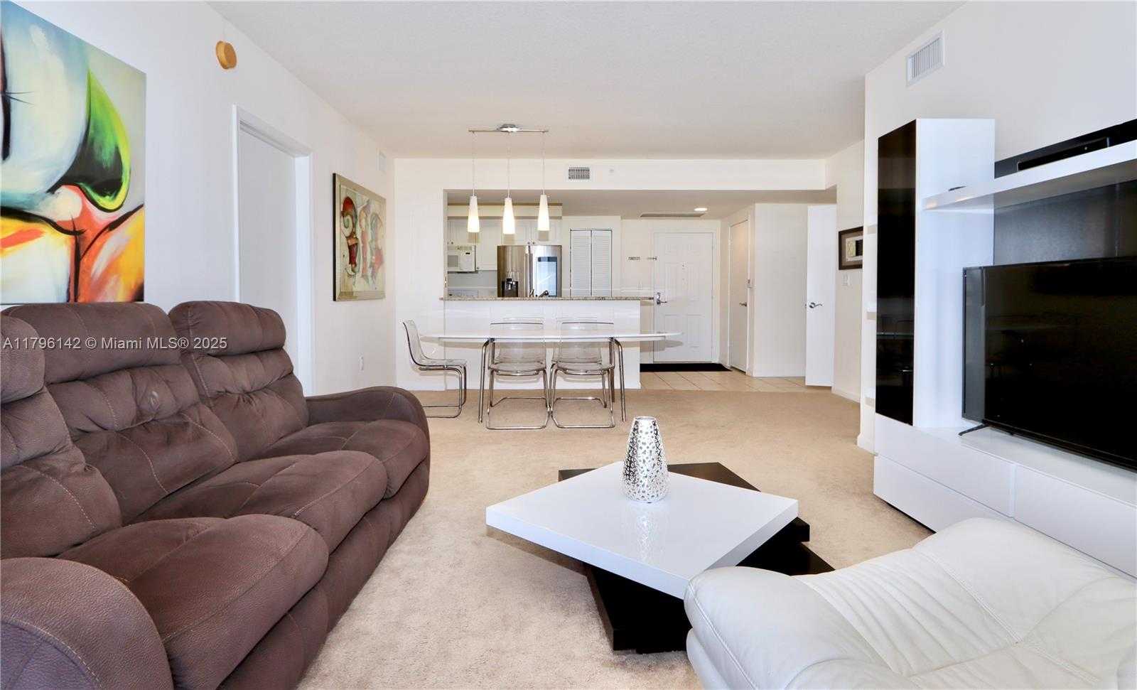 Small Image of 19501 WEST COUNTRY CLUB DR #2510, Aventura Number 4