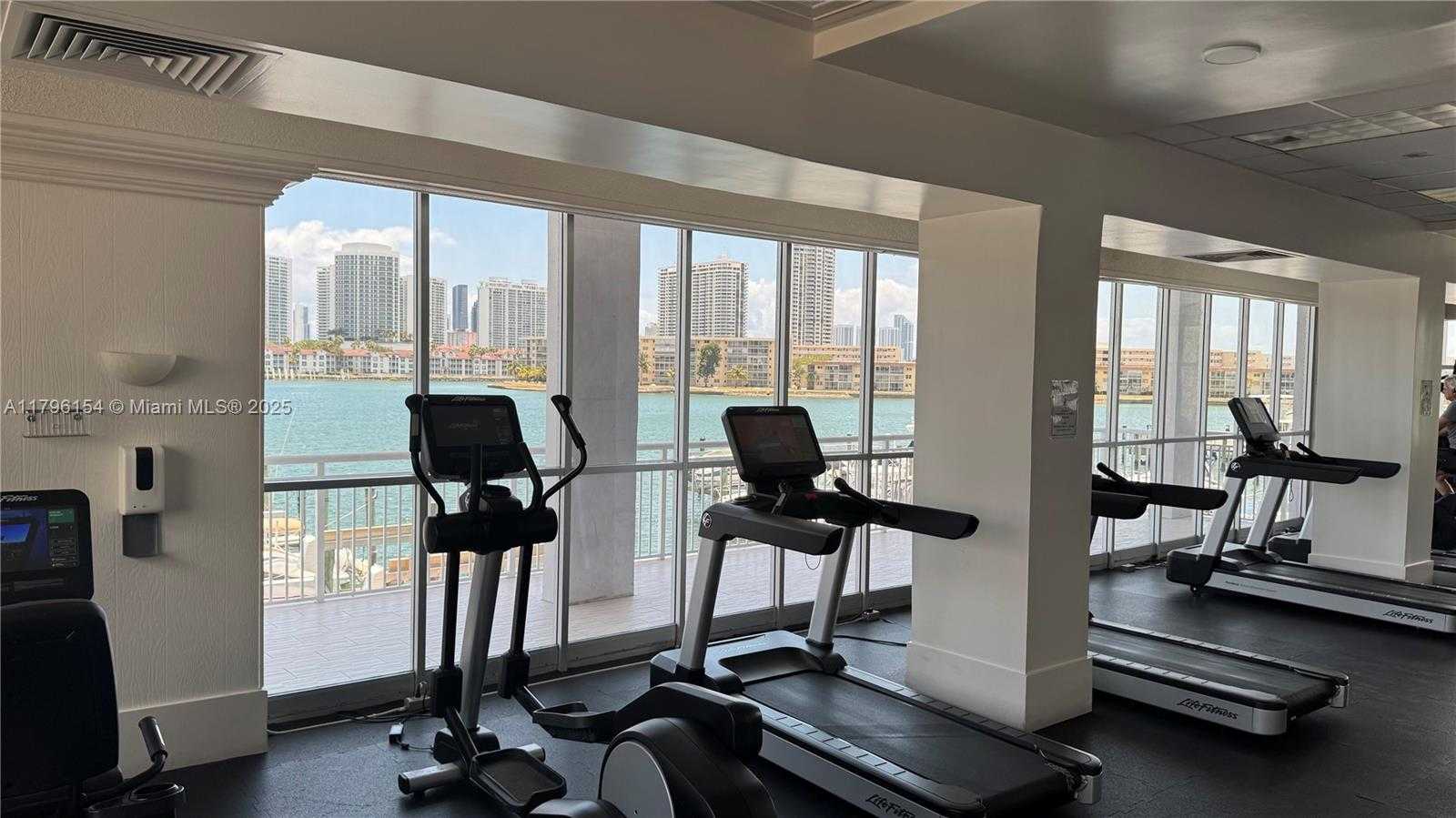 Small Image of 18011 BISCAYNE BLVD #1001, Aventura Number 15
