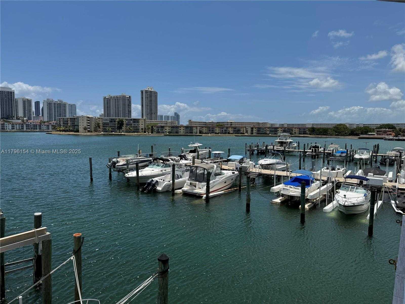 Small Image of 18011 BISCAYNE BLVD #1001, Aventura Number 21