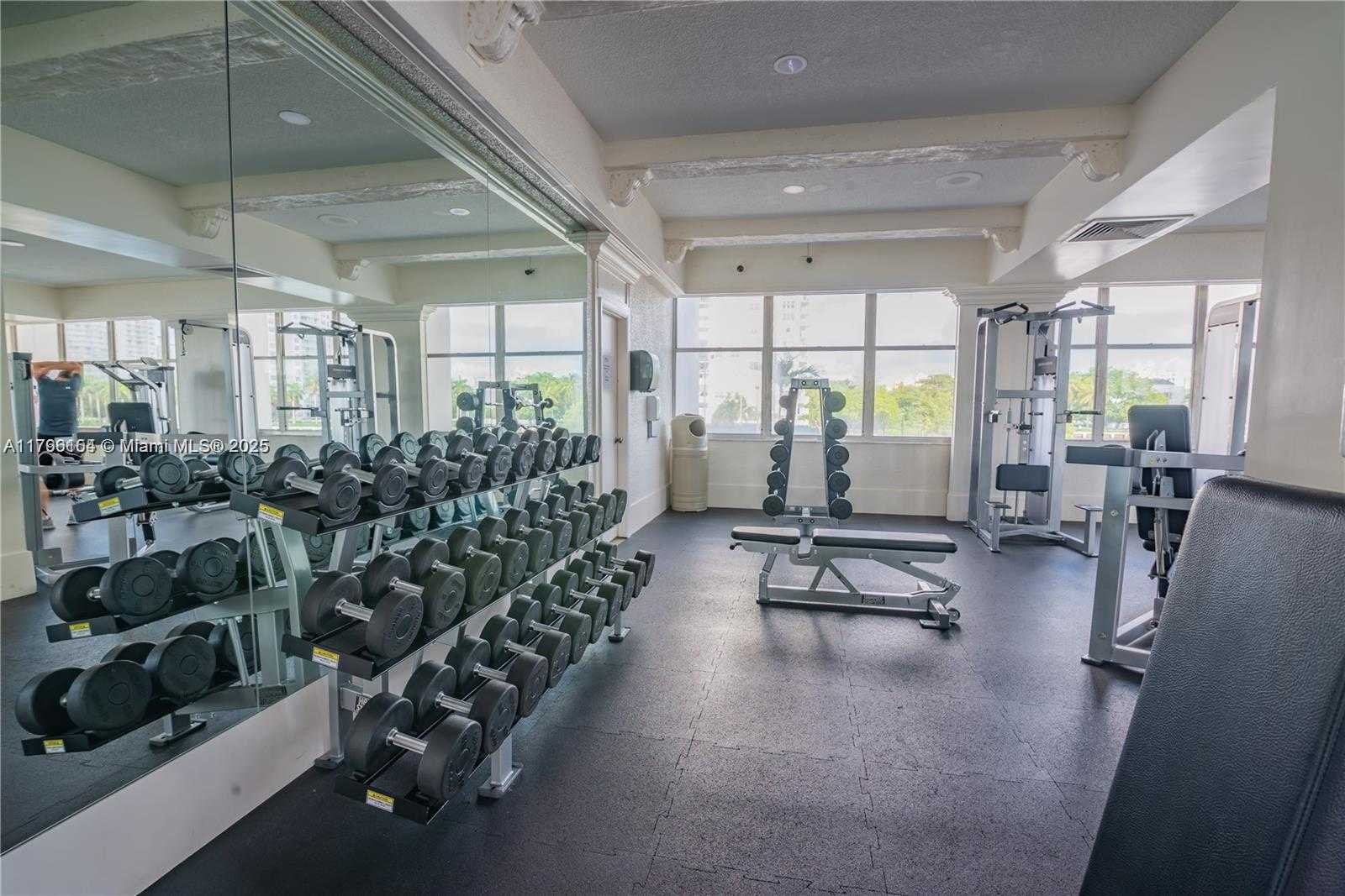 Small Image of 18011 BISCAYNE BLVD #1001, Aventura Number 22
