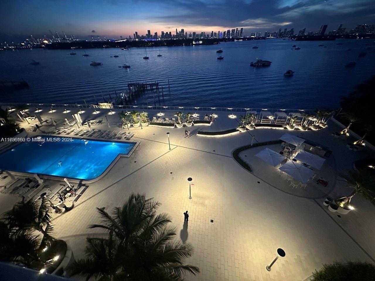 Small Image of 1000 WEST AVE #1118, Miami Beach Number 21