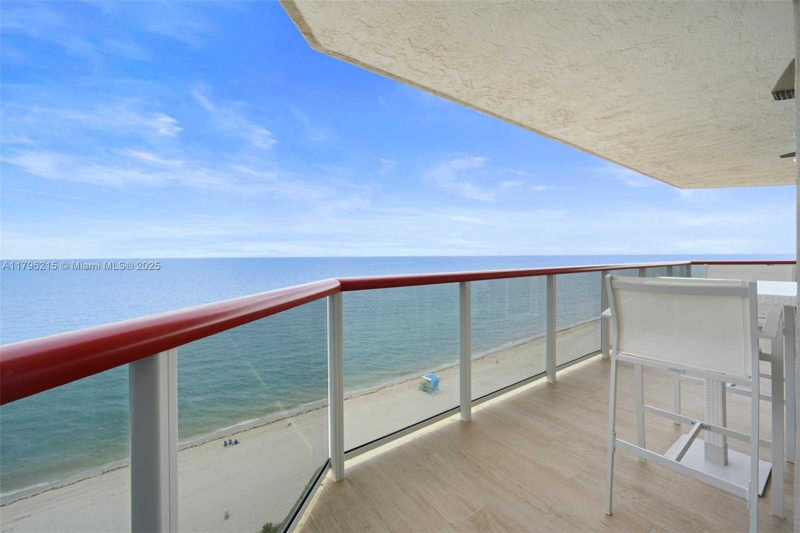 Small Image of 6767 COLLINS AVE #1710, Miami Beach Number 12