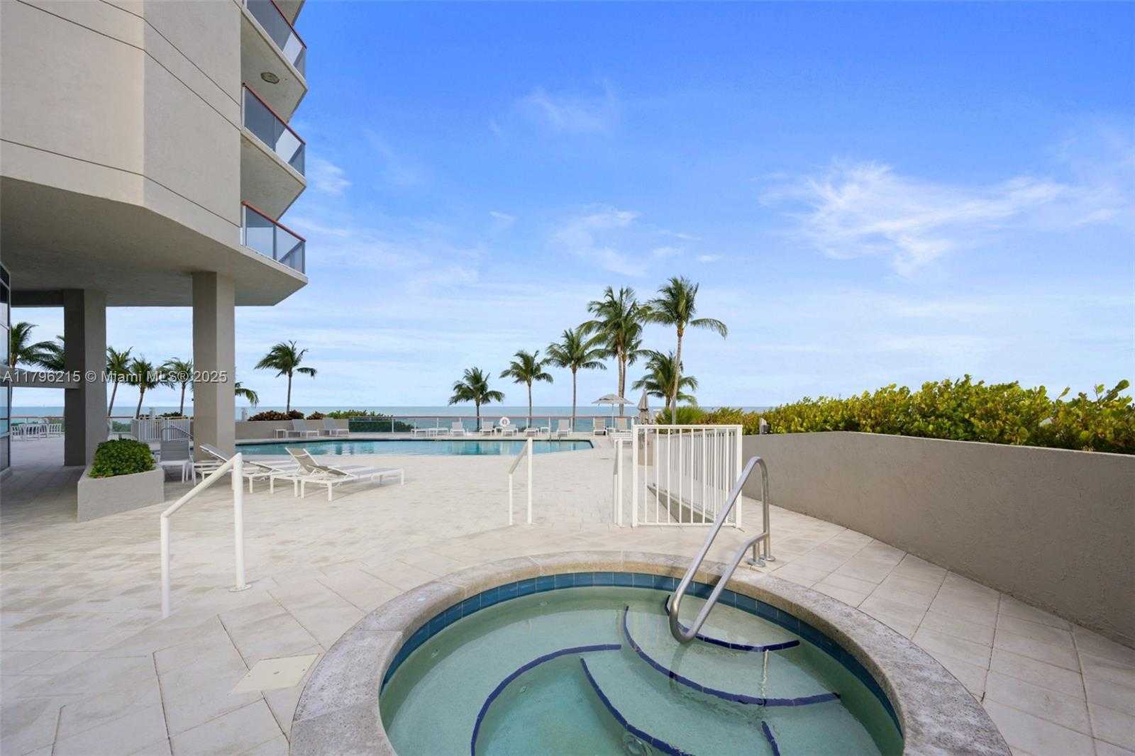 Small Image of 6767 COLLINS AVE #1710, Miami Beach Number 25