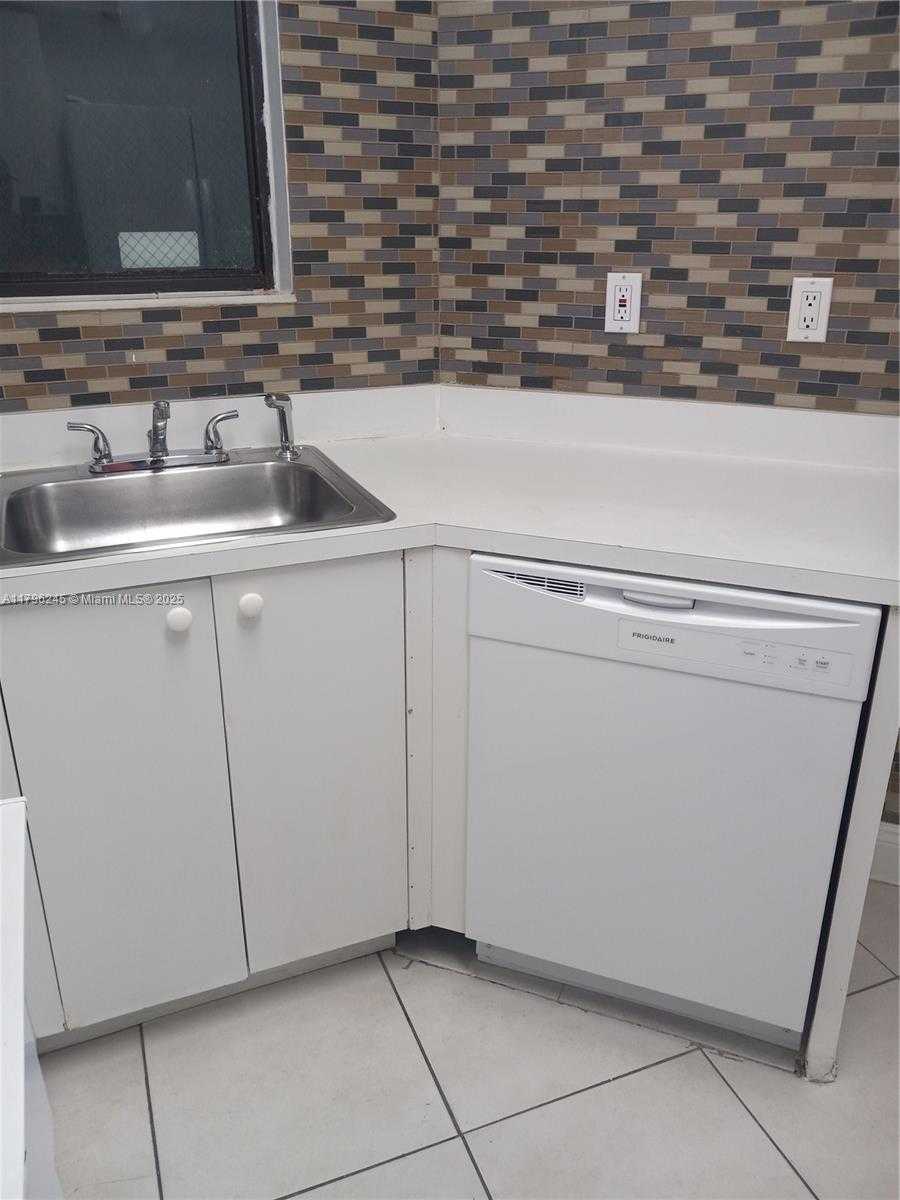 Small Image of 8275 SOUTH WEST 152ND AVE #D-205, Miami Number 15