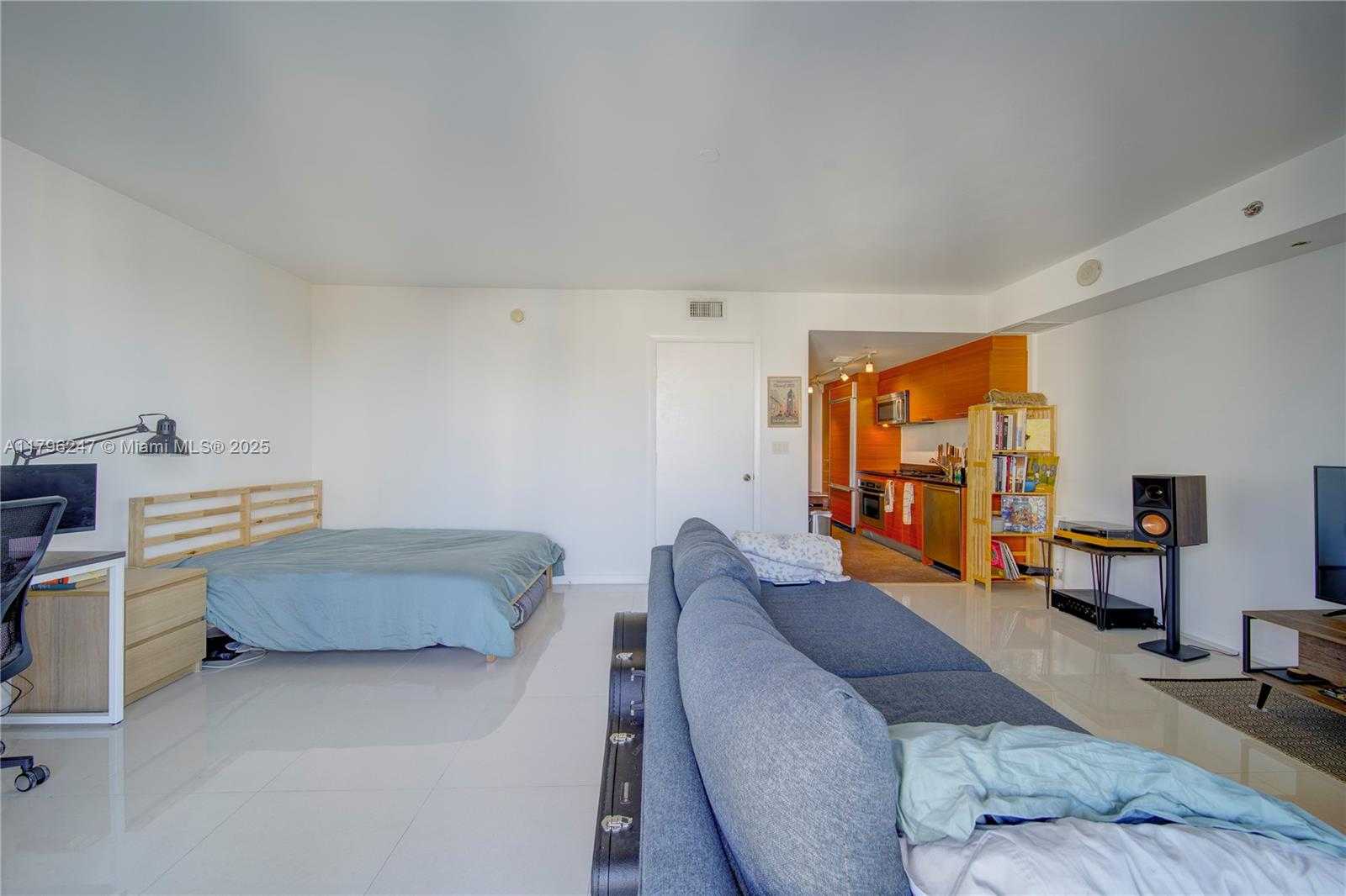 Small Image of 50 BISCAYNE BLVD #1903, Miami Number 12