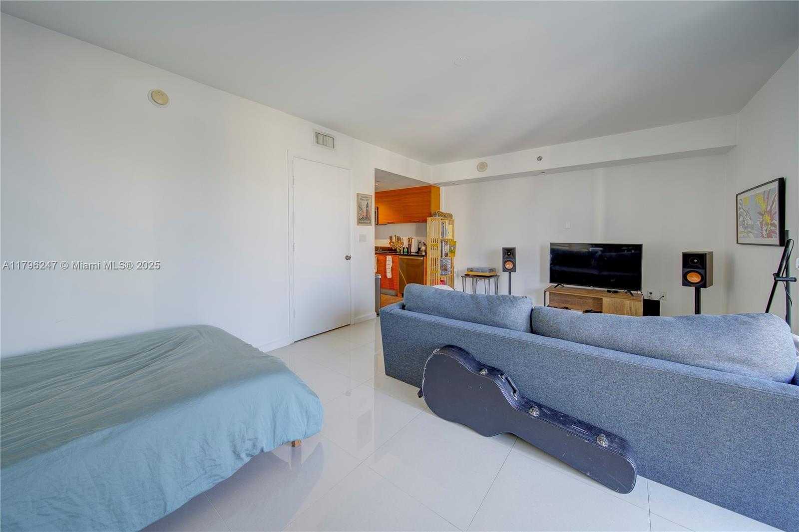 Small Image of 50 BISCAYNE BLVD #1903, Miami Number 13