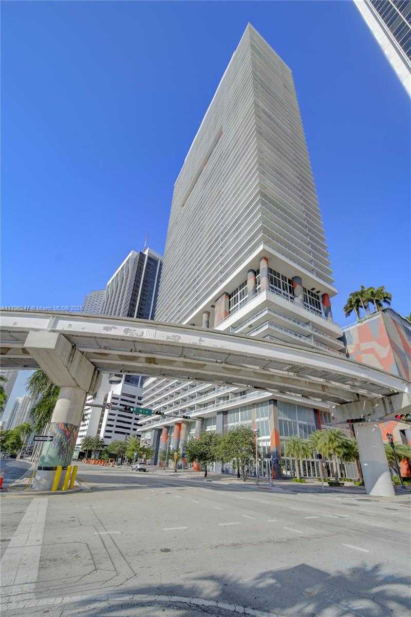 Small Image of 50 BISCAYNE BLVD #1903, Miami Number 2